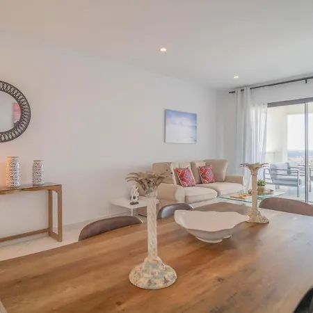 Amazing In With 3 Bedrooms, Wifi And Outdoor Swimming Pool * Estepona